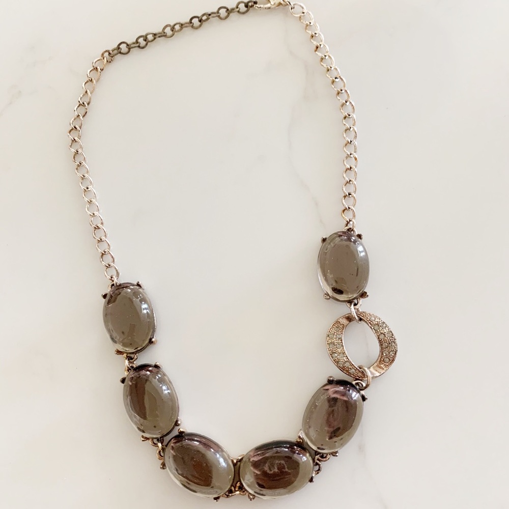 Banana Republic stone chocker
